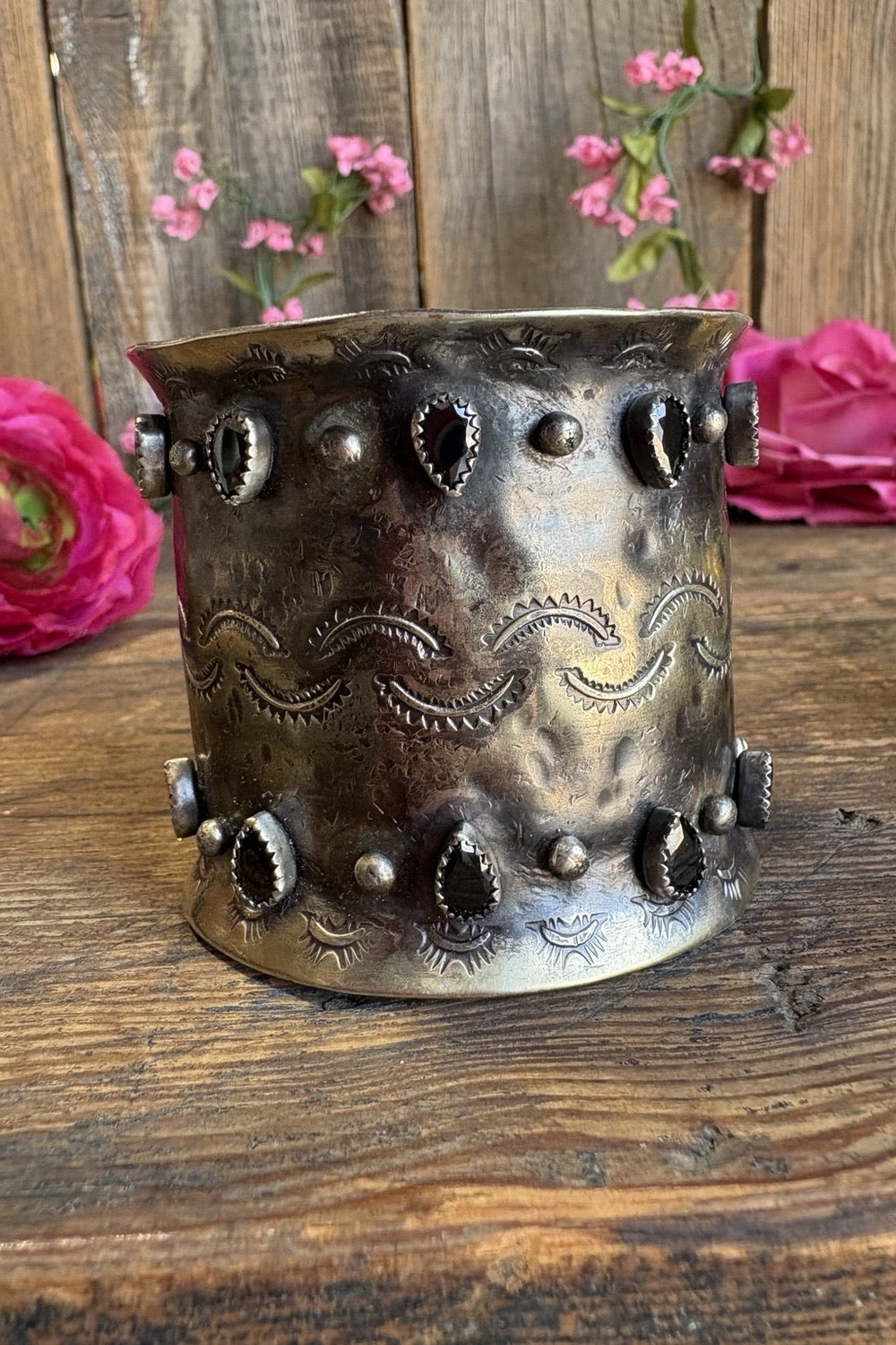 Black Crystal Cuff