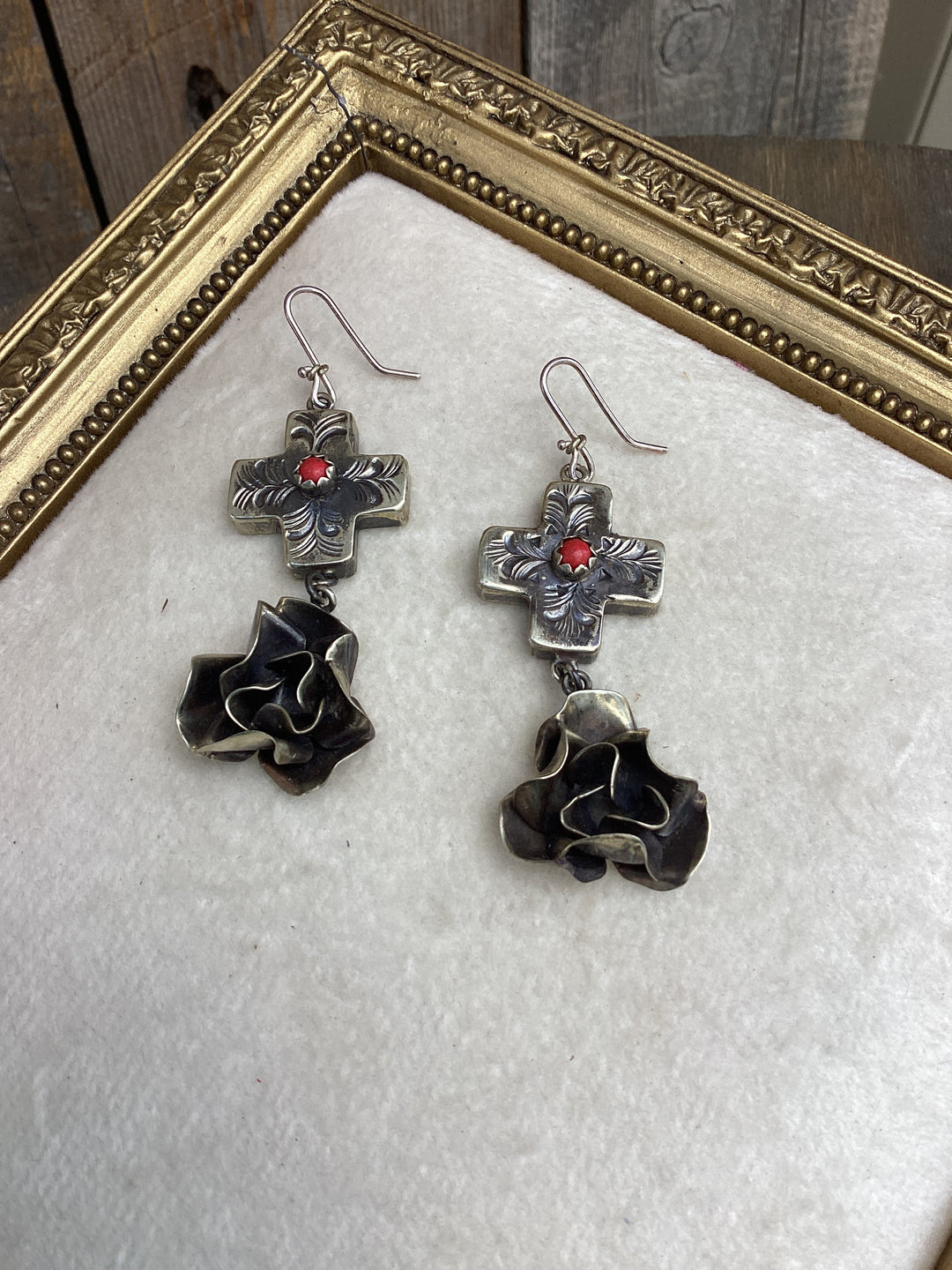A Dot of Love Earrings
