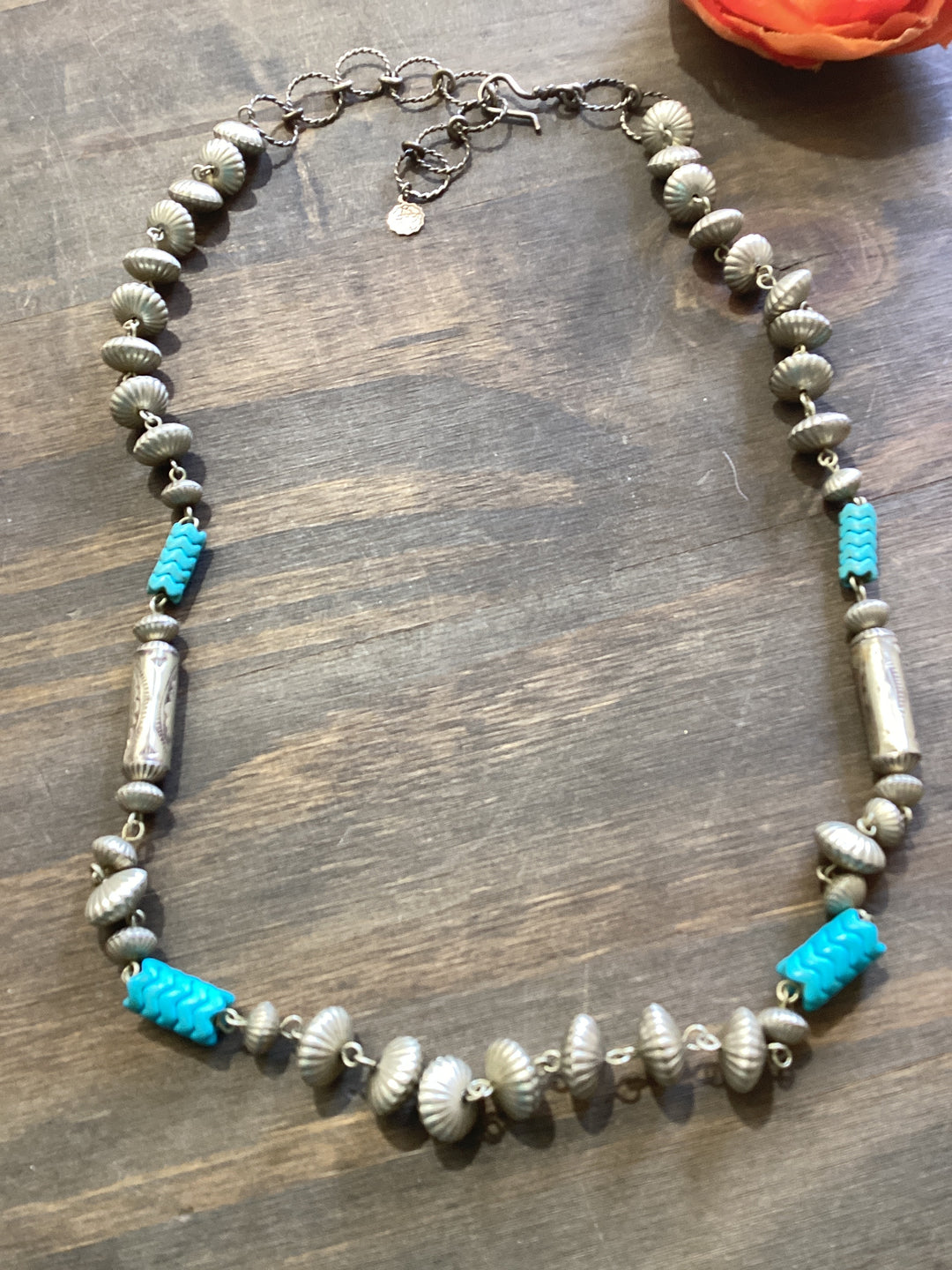 Light Hearted and Simple Necklace