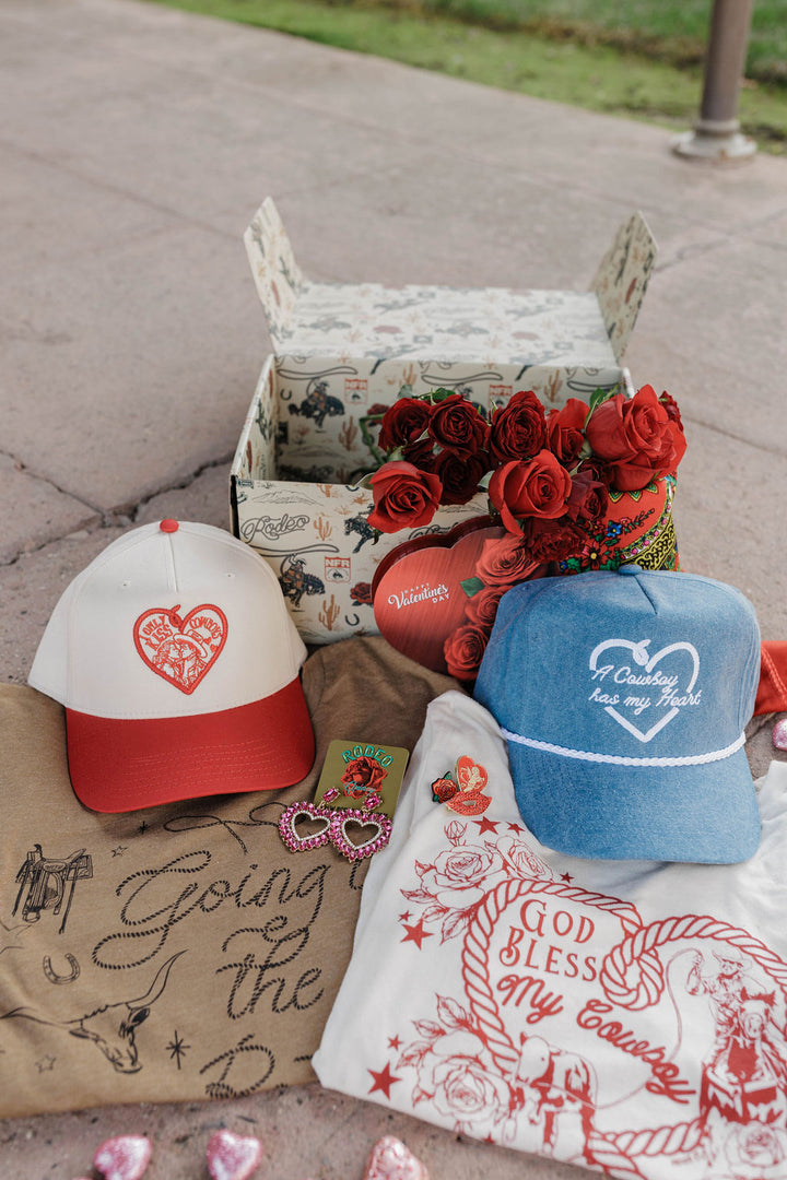 Lovestruck Cowgirl Box