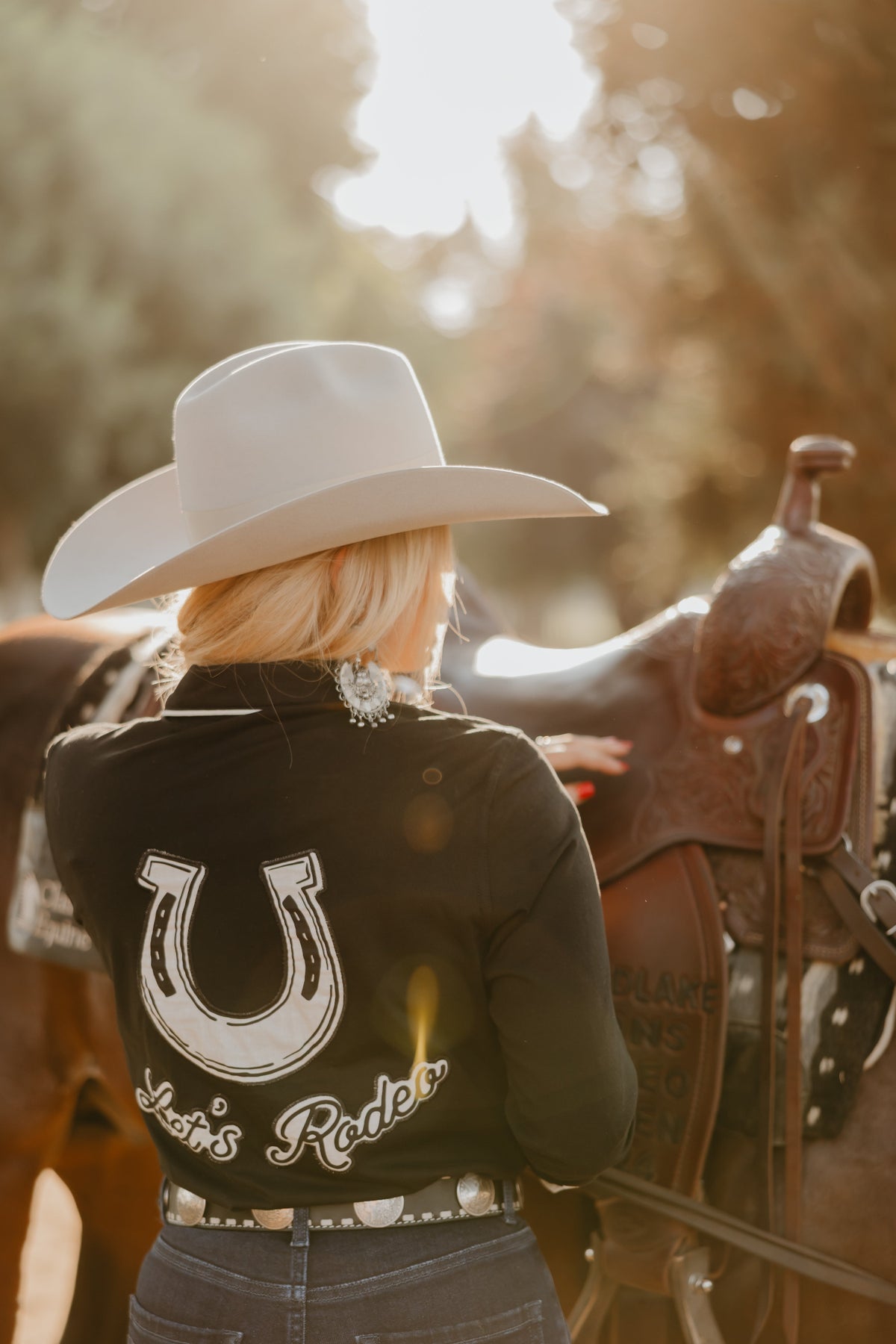 Let's Rodeo Button Up – Rodeo Quincy
