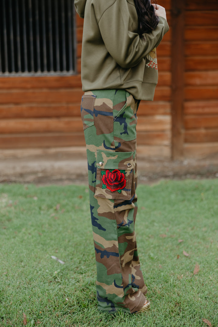 Heavenly Rose Camo Pant