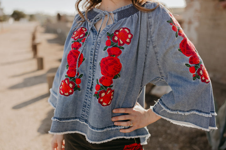 Tia Carmen Blouse