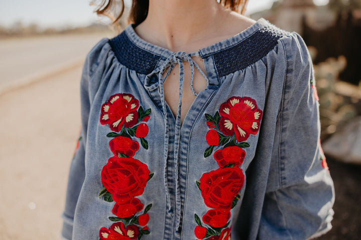 Tia Carmen Blouse