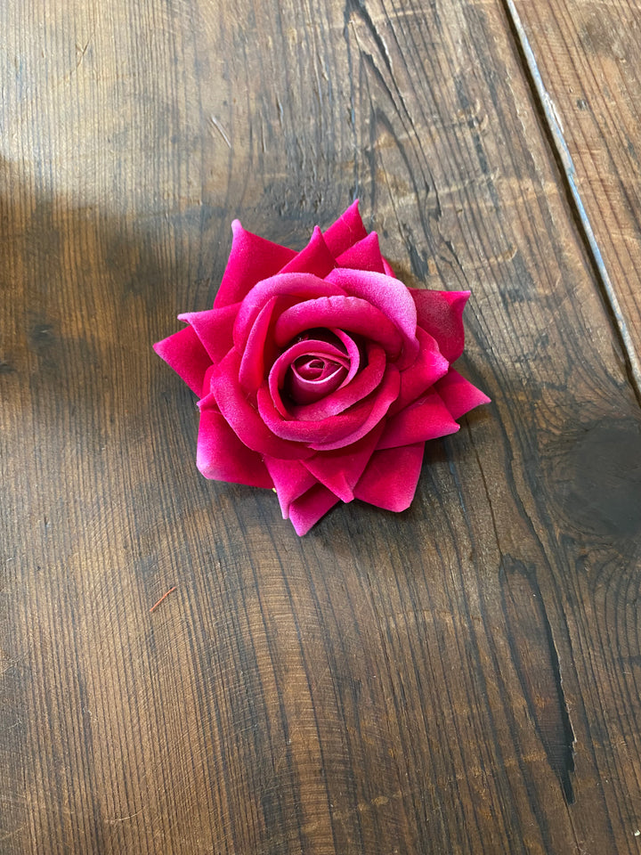 Iconic RQ Rose